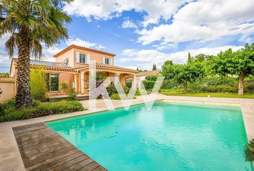 Image d'un maison 7 pièces 188 m² à 549000€ à clarensac (30870)
