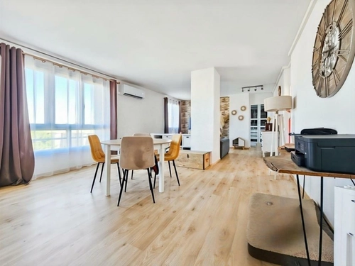 Image d'un appartement 4 pièces 82 m² à 190000€ à uzès (30700)