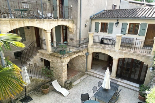 Image d'un maison 7 pièces 160 m² à 490000€ à barjac (09190)