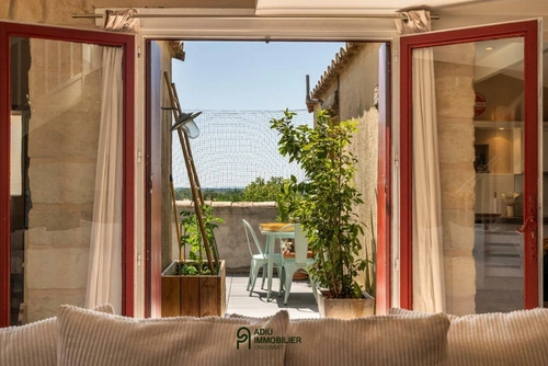 Image d'un appartement 2 pièces 64 m² à 290000€ à uzès (30700)