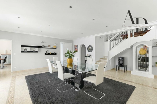 Image d'un maison 7 pièces 285 m² à 775000€ à castelginest (31780)