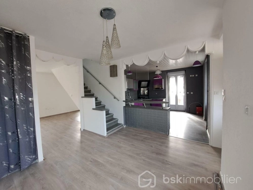 Image d'un maison 10 pièces 210 m² à 375000€ à champagnole (39300)