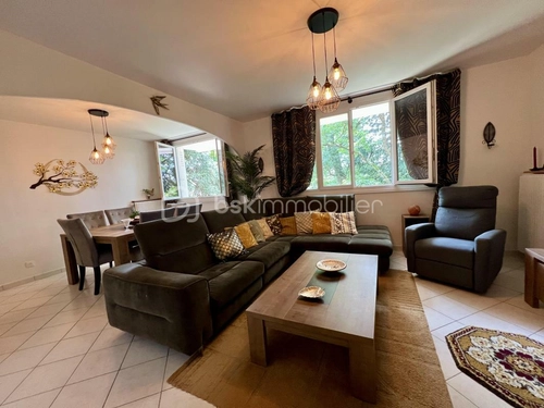 Image d'un appartement 4 pièces 85 m² à 259000€ à décines-charpieu (69150)