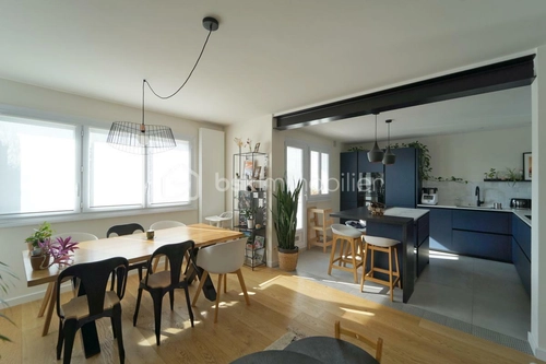 Image d'un appartement 4 pièces 85 m² à 529000€ à annecy-le-vieux (74940)