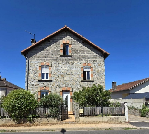 Image d'un maison 5 pièces 135 m² à 166400€ à puy-guillaume (63290)