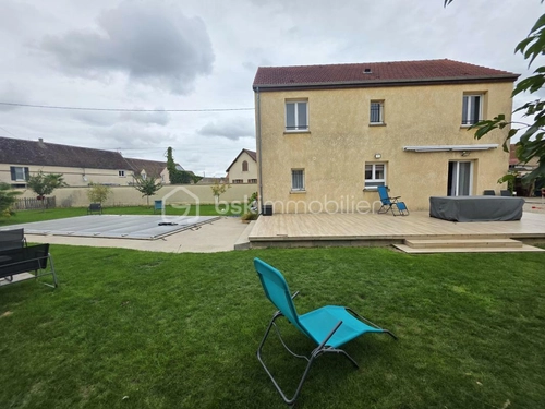 Image d'un maison 7 pièces 165 m² à 305000€ à sens (89100)