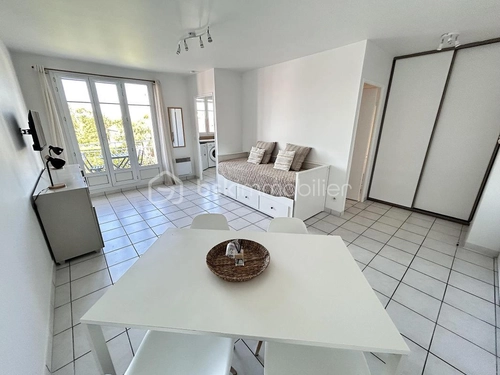 Image d'un studio meublé 31 m² à 850€ à morangis (51200)