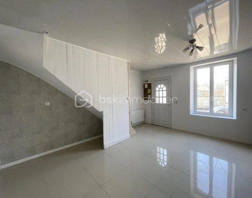 Image d'un maison 3 pièces 55 m² à 375€ à brousseval (52130)