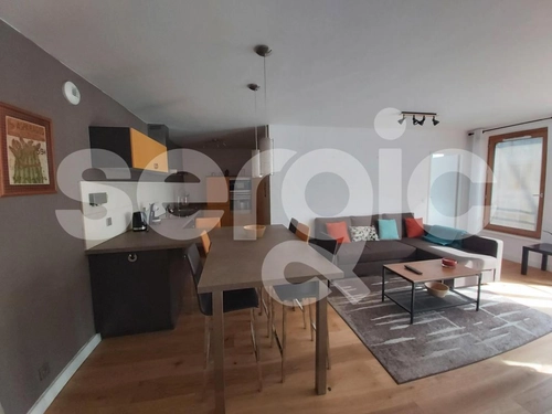 Image d'un appartement meublé 3 pièces 63 m² à 1092€ à bordeaux (33200)