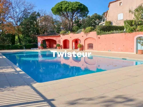 Image d'un appartement 3 pièces 59 m² à 299000€ à grimaud (83310)