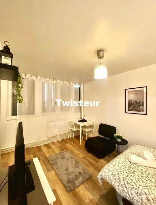 Image d'un appartement 1 pièce 24 m² à 130000€ à aubervilliers (93300)