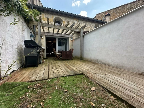 Image d'un maison 3 pièces 83 m² à 250000€ à castres-gironde (33640)