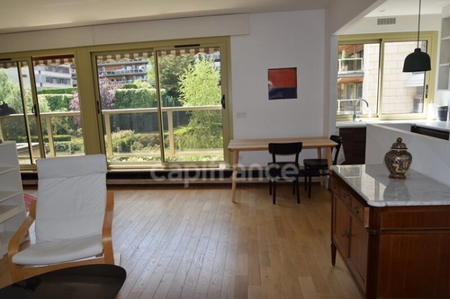 Image d'un appartement 2 pièces 61 m² à 400000€ à saint-cloud (92210)