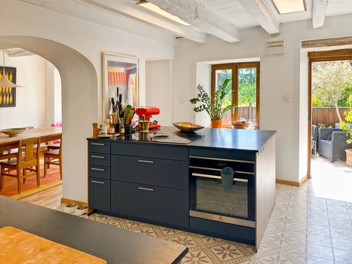 Image d'un maison 7 pièces 189 m² à 790000€ à grilly (01220)