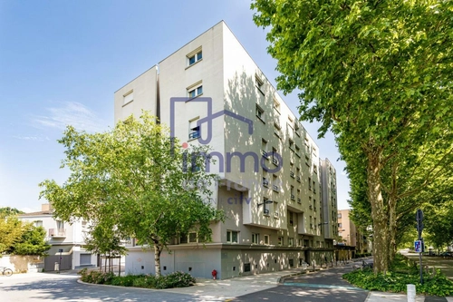 Image d'un studio 16 m² à 68000€ à grenoble (38000)