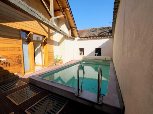 Image d'un maison 15 pièces 344 m² à 650000€ à tournus (71700)