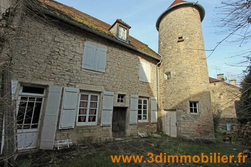 Image d'un maison 11 pièces 272 m² à 312000€ à arlay (39140)