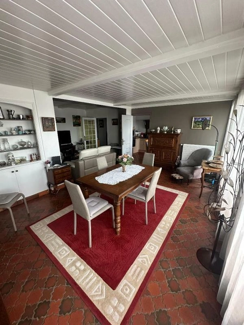 Image d'un appartement 4 pièces 102 m² à 96000€ à saint-bonnet-le-château (42380)