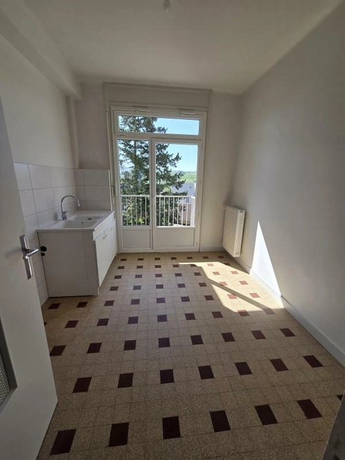 Image d'un appartement 3 pièces 90 m² à 850€ à saint-symphorien-sur-coise (69590)
