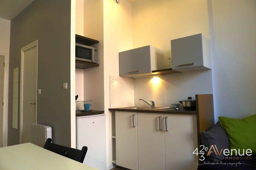 Image d'un studio meublé 16 m² à 310€ à saint-étienne (42100)