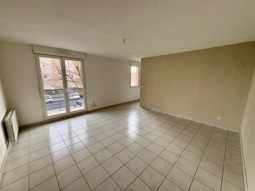 Image d'un appartement 2 pièces 48 m² à 430€ à roanne (42300)
