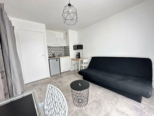 Image d'un studio meublé 19 m² à 554€ à nantes (44000)