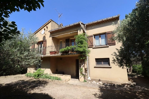Image d'un maison 5 pièces 158 m² à 350000€ à les angles (65100)