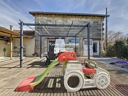 Image d'un maison 6 pièces 182 m² à 260000€ à saint-denis-de-pile (33910)