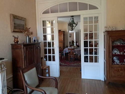 Image d'un appartement 5 pièces 143 m² à 285000€ à chalon-sur-saône (71100)