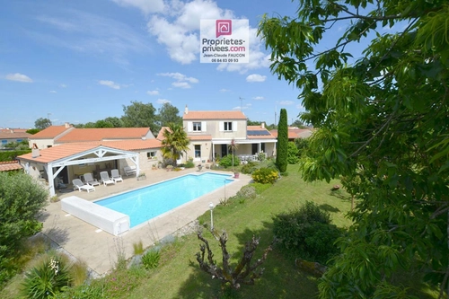Image d'un maison 7 pièces 186 m² à 414000€ à luçon (85400)