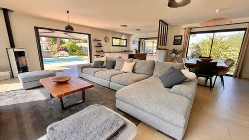 Image d'un maison 6 pièces 190 m² à 1199000€ à arès (33740)