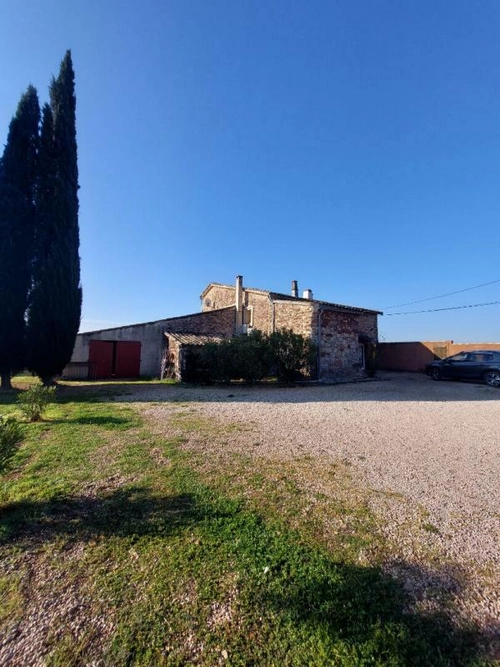 Image d'un maison 6 pièces 200 m² à 985000€ à le cannet-des-maures (83340)