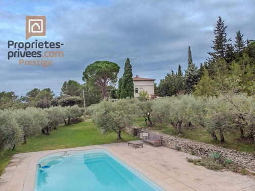 Image d'un maison 6 pièces 172 m² à 1170000€ à l'isle-sur-la-sorgue (84800)
