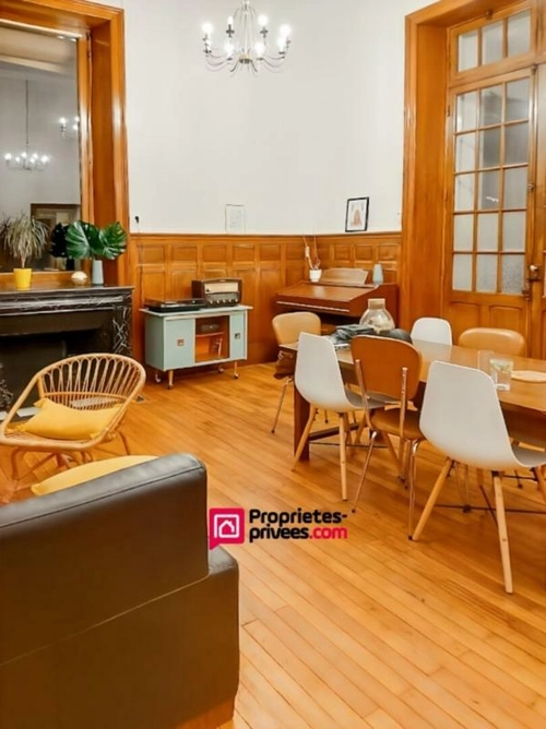 Image d'un maison 9 pièces 216 m² à 267400€ à vendôme (41100)