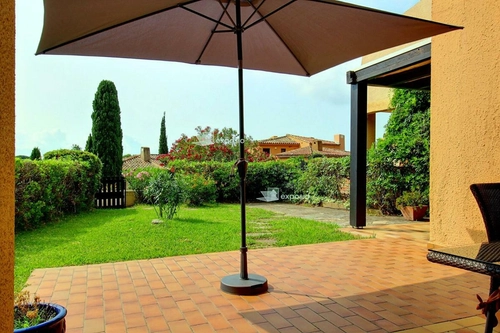 Image d'un appartement 3 pièces 72 m² à 680000€ à le lavandou (83980)