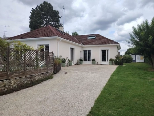 Image d'un maison 6 pièces 127 m² à 552000€ à lésigny (86270)