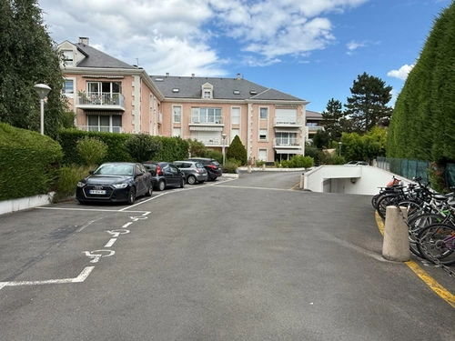 Image d'un appartement 4 pièces 92 m² à 512500€ à ferney-voltaire (01210)