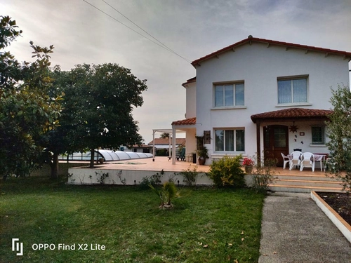 Image d'un maison 12 pièces 210 m² à 315000€ à saint-jean-d'angély (17400)