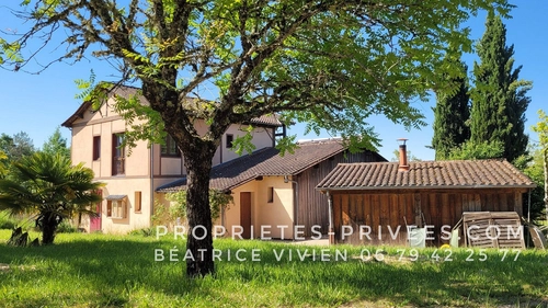 Image d'un maison 7 pièces 215 m² à 495000€ à plazac (24580)