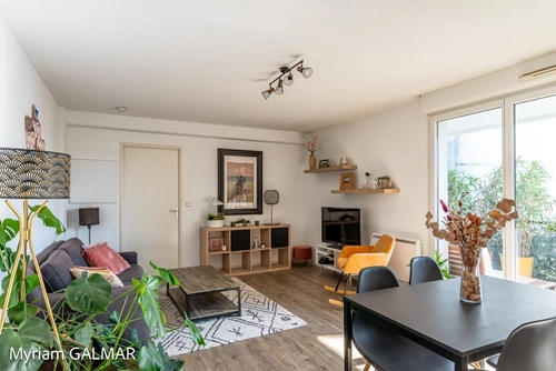 Image d'un appartement 2 pièces 45 m² à 239000€ à bordeaux (33200)