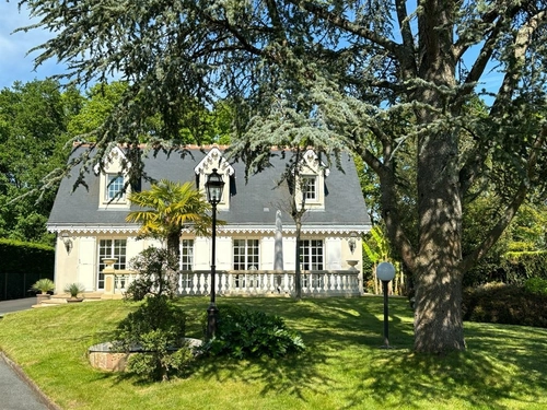 Image d'un maison 7 pièces 110 m² à 495000€ à saint-roch (37390)