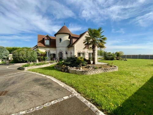 Image d'un maison 6 pièces 204 m² à 579000€ à saint-hilaire-saint-mesmin (45160)