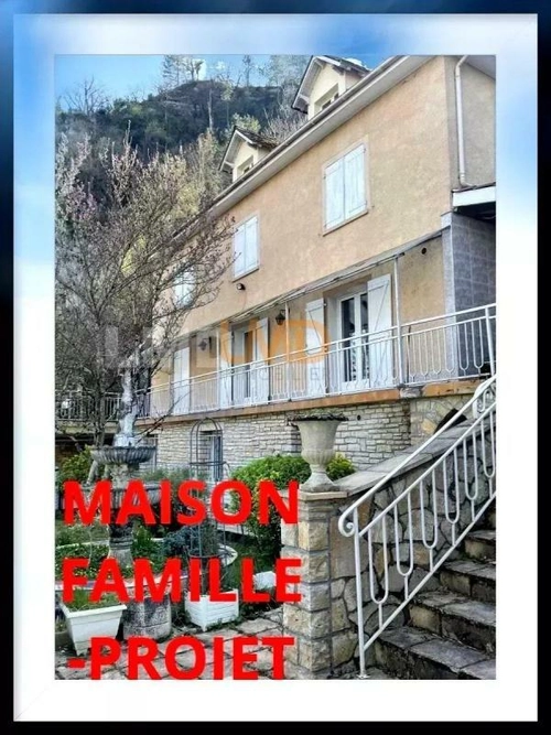 Image d'un maison 12 pièces 340 m² à 320000€ à cahors (46000)