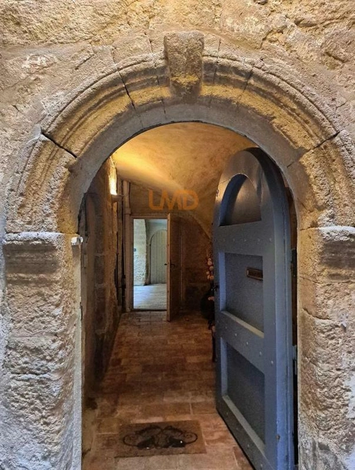 Image d'un maison 5 pièces 184 m² à 450000€ à sommières (30250)