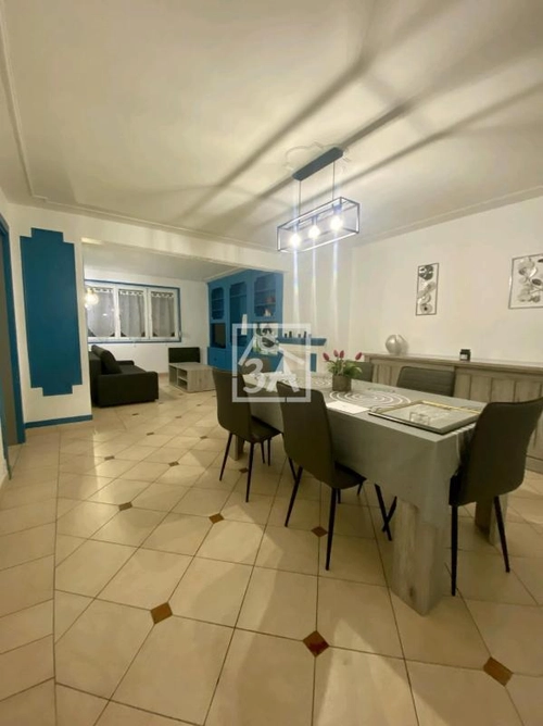 Image d'un appartement 3 pièces 75 m² à 830€ à calais (62100)