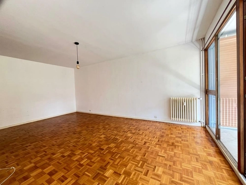 Image d'un appartement 4 pièces 81 m² à 55500€ à alençon (61000)