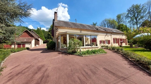 Image d'un maison 6 pièces 150 m² à 346500€ à mortagne-au-perche (61400)