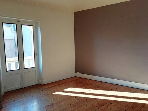 Image d'un appartement 2 pièces 35 m² à 470€ à clermont-ferrand (63000)