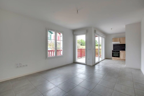 Image d'un appartement 3 pièces 66 m² à 250000€ à larressore (64480)