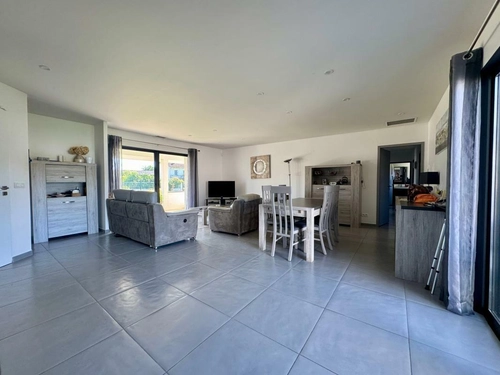 Image d'un maison 4 pièces 117 m² à 399500€ à idron (64320)